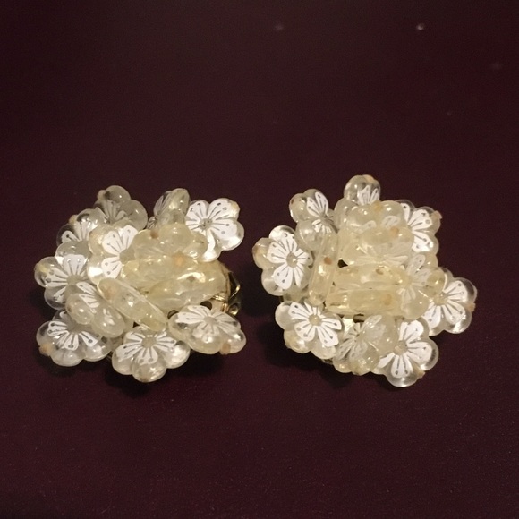 Vintage Mid-Century Clip-On Earrings - Picture 1 of 2